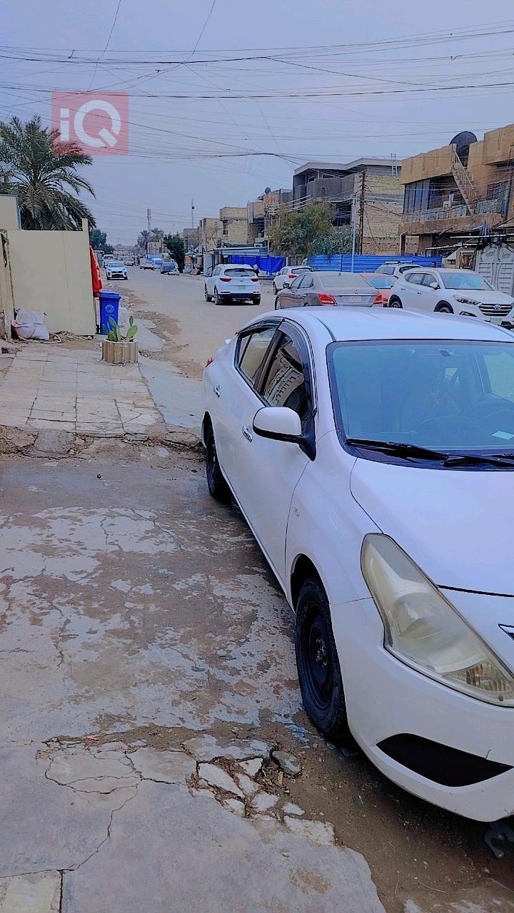نیسان سەنی